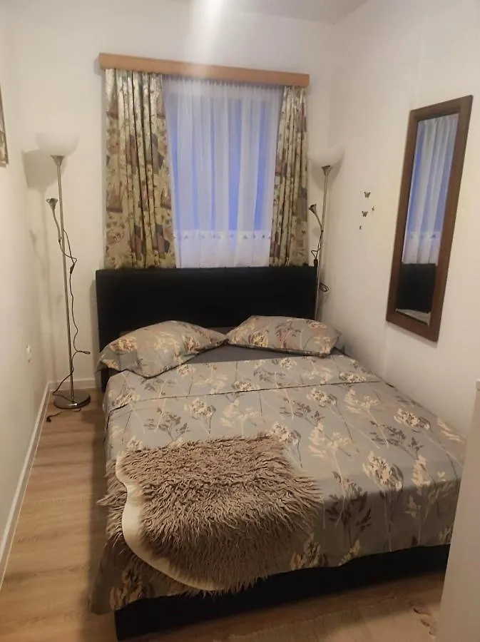Apartment Jacuzzi Apartman Pepi Medulin Croatia